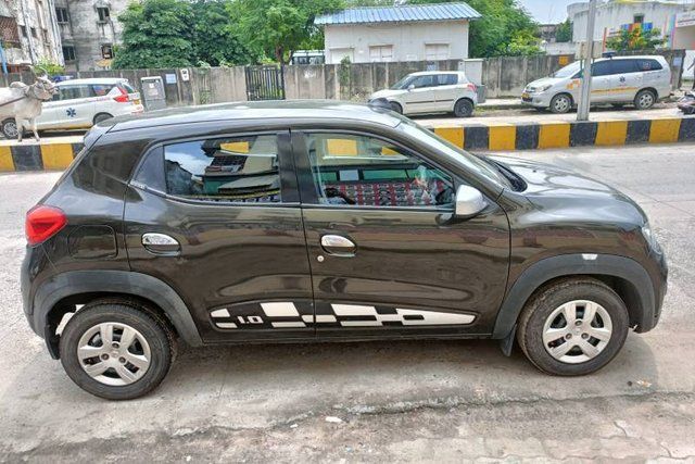 Second-hand 2017 Renault KWID 1.0 RXT for sale in Ahmedabad