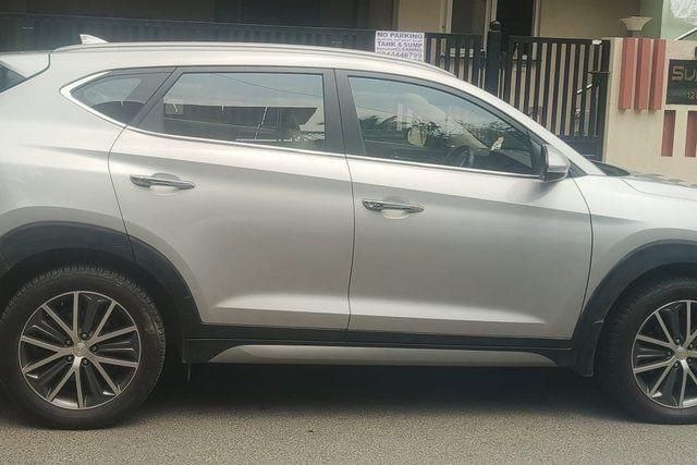Hyundai Tucson 2.0 e-VGT 2WD AT GLS Second-hand 2017 Hyundai Tucson 2.0 e-VGT 2WD AT GLS for sale in Bangalore