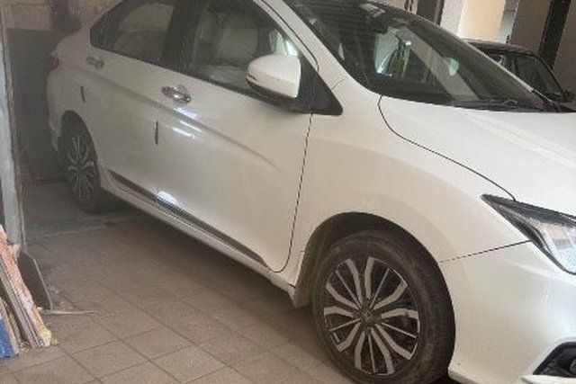 Honda City वीएक्स MT Second-hand 2019 Honda City वीएक्स MT for sale in Pune