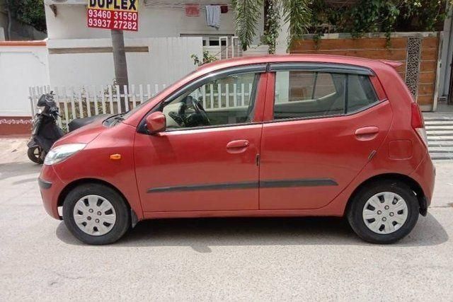 Second-hand 2009 Hyundai i10 Magna 1.2 for sale in Hyderabad