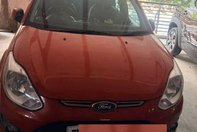 Ford Figo 1.2P Titanium MT Second-hand 2015 Ford Figo 1.2P Titanium MT for sale in Chennai
