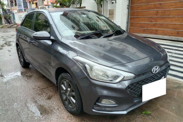 Second-hand 2018 Hyundai i20 1.2 एस्टा for sale in Hyderabad