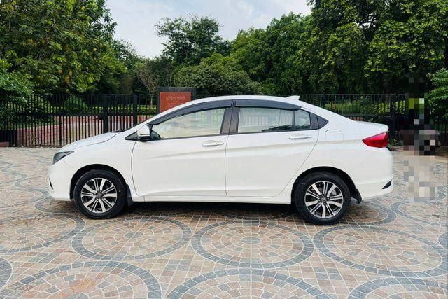 Honda City i-VTEC CVT वी Second-hand 2019 Honda City i-VTEC CVT वी for sale in New Delhi