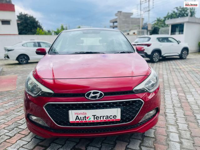 Hyundai i20 Asta Option 1.2 Second-hand 2017 Hyundai i20 Asta Option 1.2 for sale in Dehradun