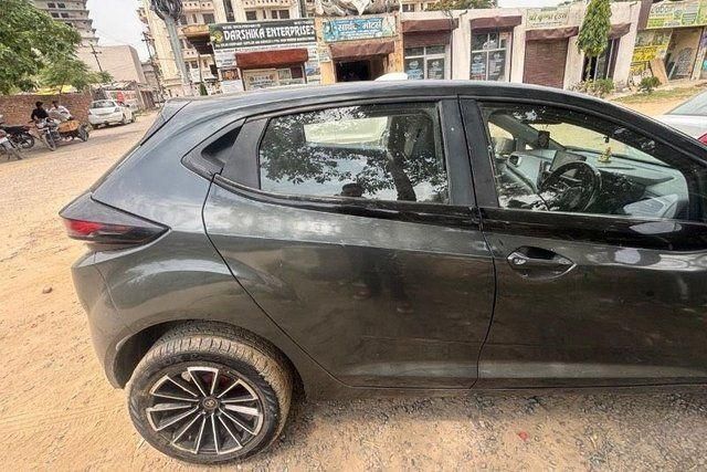 Second-hand 2020 Tata Altroz एक्सई डीजल for sale in Ghaziabad