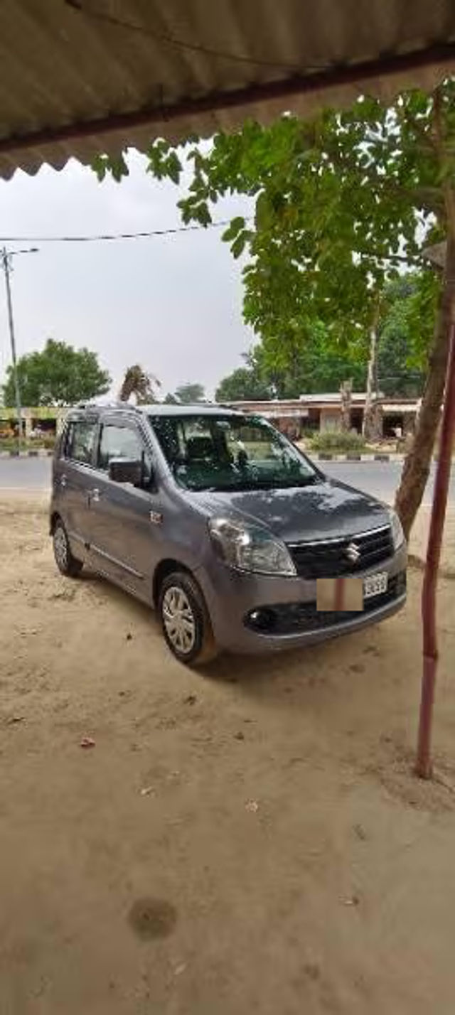 Second-hand 2011 Maruti Suzuki Wagon R VXI BS IV for sale in Allahabad