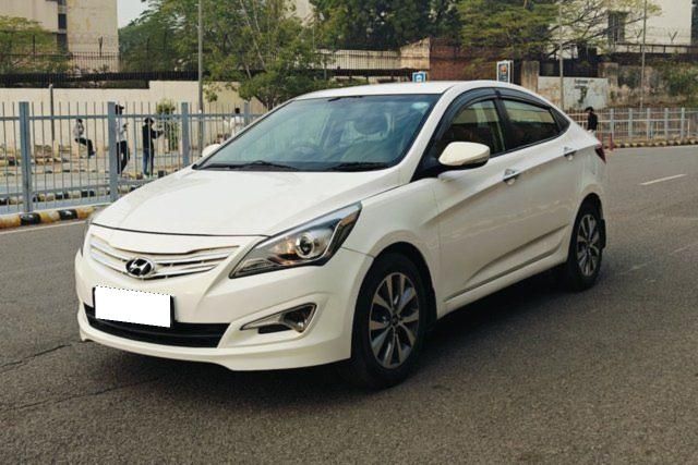 Second-hand 2015 Hyundai Verna 1.6 एसएक्स VTVT (O) AT for sale in New Delhi