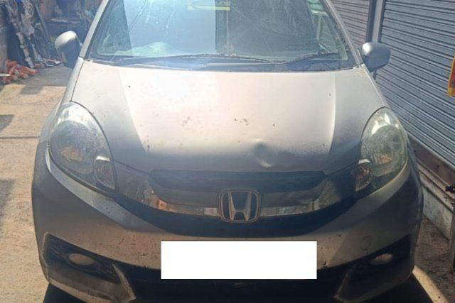 Honda Mobilio V i-VTEC Second-hand 2015 Honda Mobilio V i-VTEC for sale in Dausa