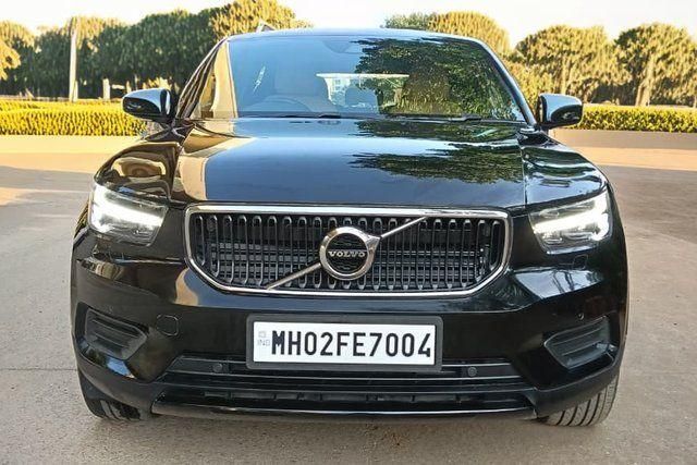 Second-hand 2019 Volvo XC40 D4 Momentum बीएस4 for sale in Mumbai