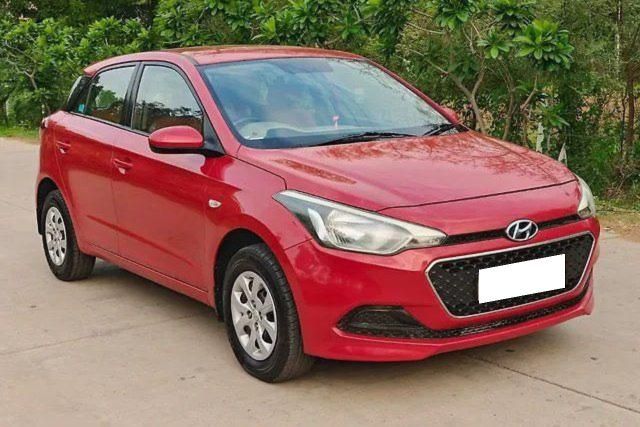 Second-hand 2016 Hyundai i20 मैग्ना 1.2 for sale in Ahmedabad