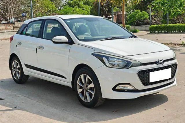 Second-hand 2016 Hyundai i20 एस्टा 1.2 for sale in Ahmedabad