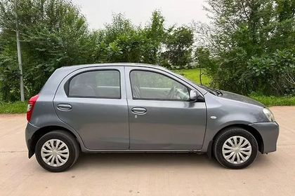 2015 Toyota Etios Liva GD