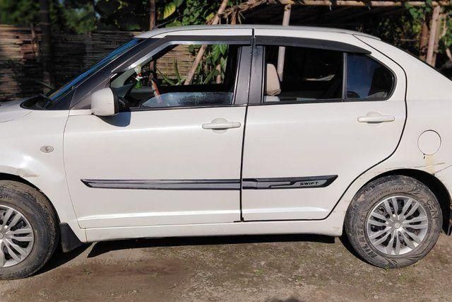 Maruti Suzuki Swift Dzire VXi Second-hand 2010 Maruti Suzuki Swift Dzire VXi for sale in Tinsukia