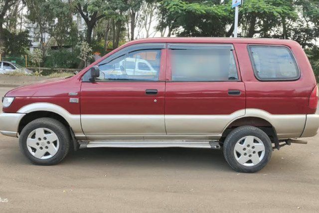 Second-hand 2009 Chevrolet Tavera B1-10 seats BSII for sale in Nashik