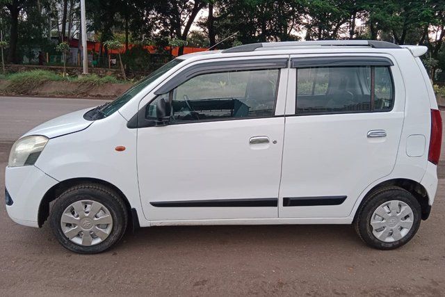 Second-hand 2011 Maruti Suzuki Wagon R LXI BS IV for sale in Nashik