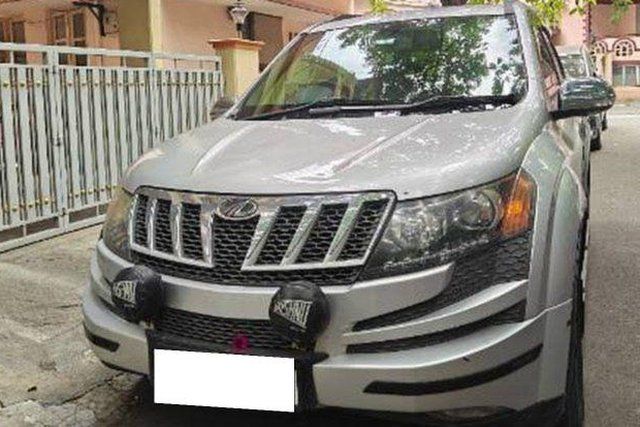 Second-hand 2013 Mahindra XUV500 W8 2WD for sale in Bangalore
