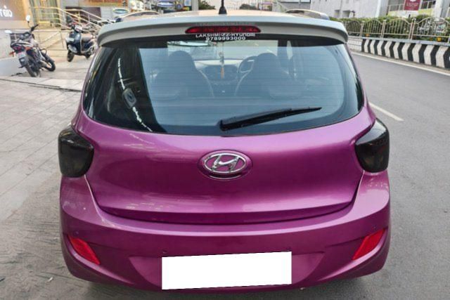 Hyundai Grand i10 AT एस्टा Second-hand 2014 Hyundai Grand i10 AT एस्टा for sale in Chennai