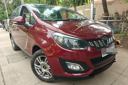 2019 Mahindra Marazzo M8
