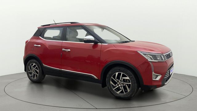 Mahindra XUV300 W8 Opt AMT Second-hand 2022 Mahindra XUV300 W8 Opt AMT for sale in Hyderabad