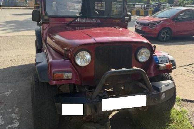 Second-hand 2013 Mahindra Thar DI 4x4 for sale in Mumbai