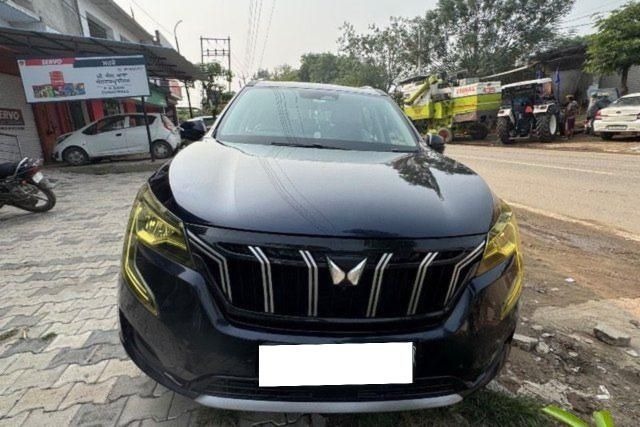 Second-hand 2022 Mahindra XUV700 AX7 Diesel AT BSVI for sale in Kapurthala