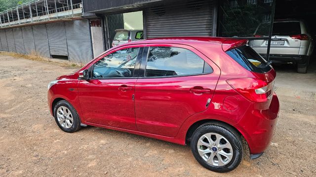 Ford Figo 1.2P Titanium MT Second-hand 2017 Ford Figo 1.2P Titanium MT for sale in Bangalore