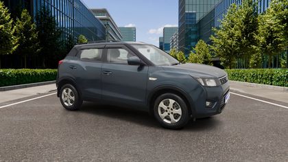 2022 Mahindra XUV300 W6 AMT Sunroof BSVI
