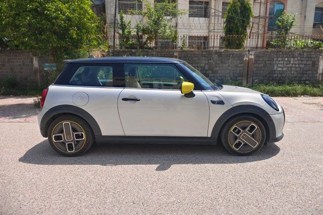Mini Cooper SE Electric Second-hand 2023 Mini Cooper SE Electric for sale in New Delhi