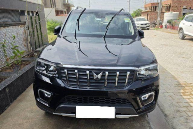 Second-hand 2024 Mahindra Scorpio N Z8L डीजल AT 2023-2025 for sale in Kaithal
