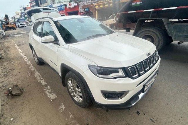 Second-hand 2017 Jeep Compass 2.0 Limited for sale in Kanchipuram