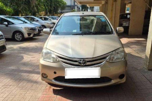 Toyota Etios Liva जी Second-hand 2011 Toyota Etios Liva जी for sale in Mumbai