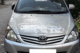 Used 2.5 G (Diesel) 7 Seater BS III