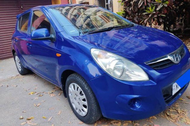 Second-hand 2012 Hyundai i20 एस्टा ऑप्शनल With Sunroof 1.2 for sale in Kolkata