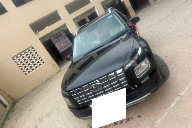 Hyundai Venue E Plus Second-hand 2025 Hyundai Venue E Plus for sale in Panipat