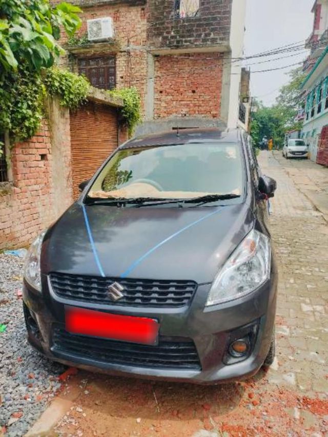 Maruti Suzuki Ertiga VXI Second-hand 2013 Maruti Suzuki Ertiga VXI for sale in Azamgarh