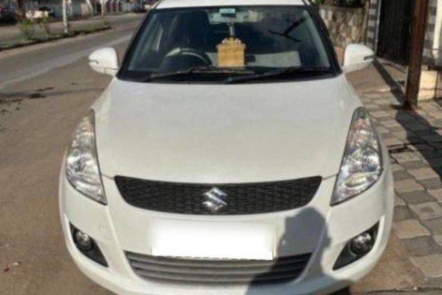 Maruti Suzuki Swift VDI Second-hand 2012 Maruti Suzuki Swift VDI for sale in Vadodara