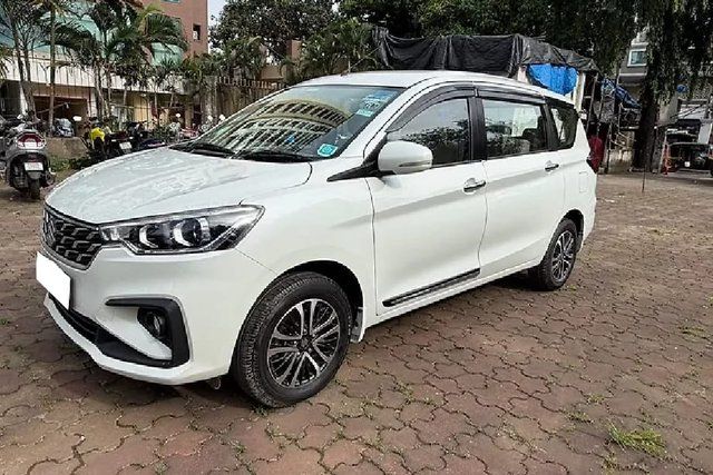 Second-hand 2022 Maruti Suzuki Ertiga ZXI AT for sale in Mumbai