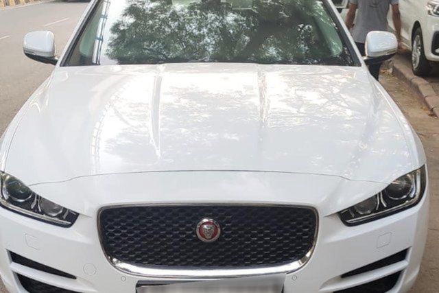 Jaguar XF 2.0 डीजल प्रेस्टीज Second-hand 2016 Jaguar XF 2.0 डीजल प्रेस्टीज for sale in New Delhi