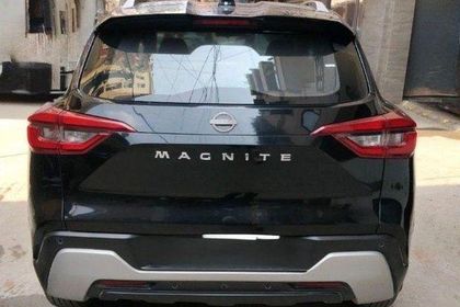 2024 Nissan Magnite Kuro MT