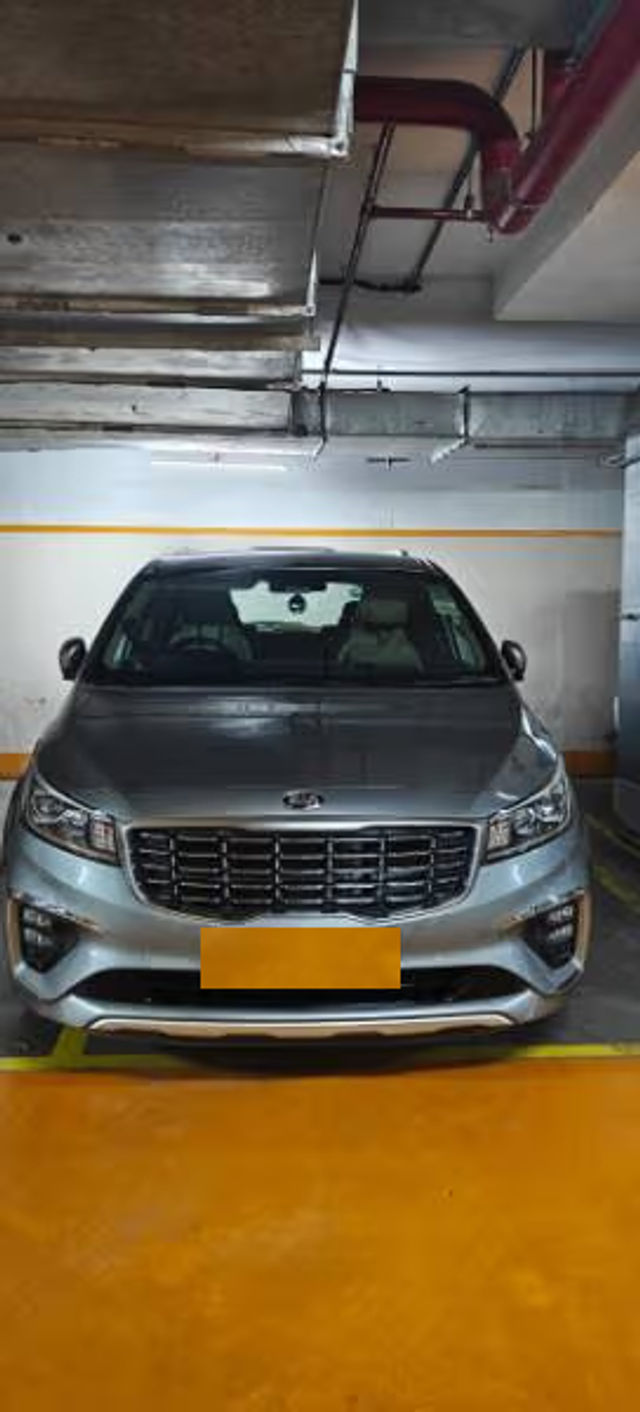 Kia Carnival Prestige 6 STR Second-hand 2020 Kia Carnival Prestige 6 STR for sale in Gurgaon