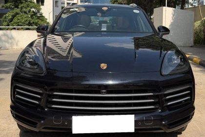 2021 Porsche Cayenne बेस