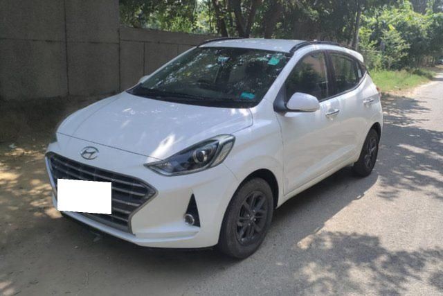 Second-hand 2020 Hyundai Grand i10 Nios AMT स्पोर्टज़ for sale in New Delhi