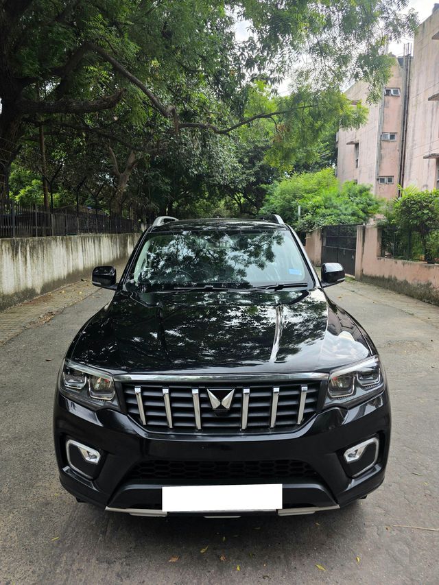 Mahindra Scorpio N Z4 AT Second-hand 2025 Mahindra Scorpio N Z4 AT for sale in New Delhi