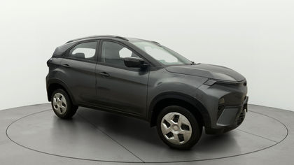 2024 Tata Nexon प्योर