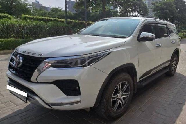 Second-hand 2023 Toyota Fortuner 4X2 AT for sale in Gurgaon