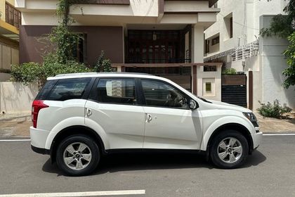 2012 महिंद्रा एक्सयूवी500 W8 2WD