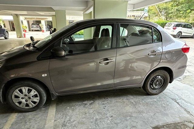 Second-hand 2013 Honda Amaze एस रेनफोर्स्ड i-Vtech for sale in New Delhi