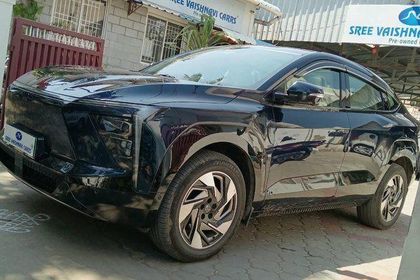 2025 Mahindra XEV 9e पैक थ्री