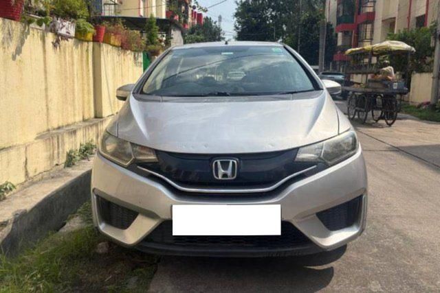 Honda Jazz 1.2 SV i VTEC Second-hand 2016 Honda Jazz 1.2 SV i VTEC for sale in Singrauli