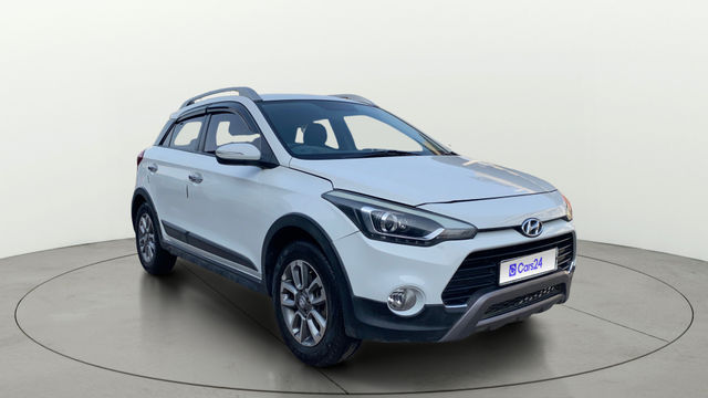 Hyundai i20 Active 1.4 SX Second-hand 2017 Hyundai i20 Active 1.4 SX for sale in Jaipur